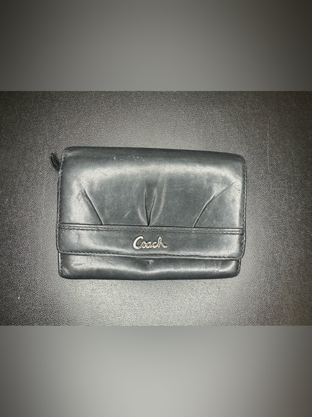 Coach VTG y2k pleated leather soho black wallet